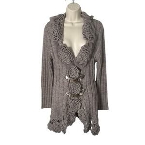 Vintage Taupe Gray Floral Faux Fur Trimmed Crochet Cardigan Toggle Closure XS/S